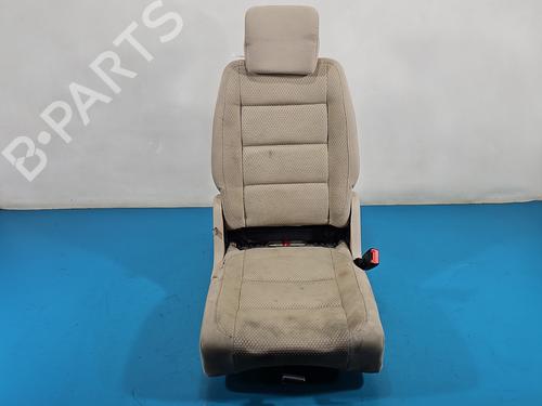 rear-seat-2nd-row-vw-touran-1t3-2010-2011-2012-2013-2014-2015-2016-37843967 main image