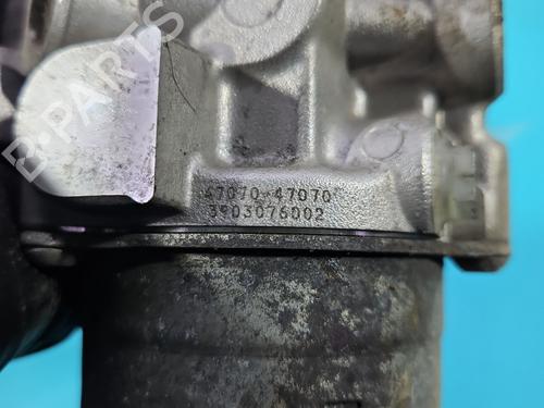 Brake master cylinder TOYOTA COROLLA Saloon (_E21_) 1.8 VVTi Hybrid (ZWE211) | BP37821175M77 - Image 5
