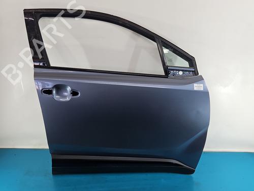 right-front-door-toyota-c-hr-_x1_-2016-37849037 main image