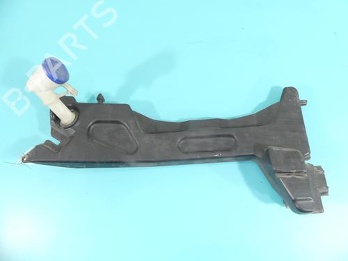 Used Windscreen washer tank Windscreen washer tank 37895938 37895938