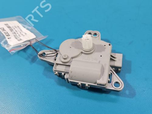 Used Heater blower motor Heater blower motor HYUNDAI ELANTRA VII Saloon (CN7) 1.6 (123 hp) 39987250 39987250