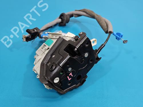 rear-left-lock-audi-a3-limousine-8vs-8vm-2013-2014-2015-2016-2017-2018-2019-2020-2021-37848923 main image