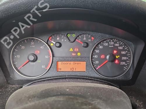 Used Instrument cluster Instrument cluster FIAT STILO (192_) 1.9 JTD (192_XE1A) (115 hp) 40504830 40504830