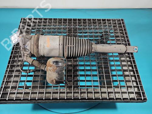 right-rear-shock-absorber-audi-a8-d3-4e2-4e8-2002-2003-2004-2005-2006-2007-2008-2009-2010-38144129 main image