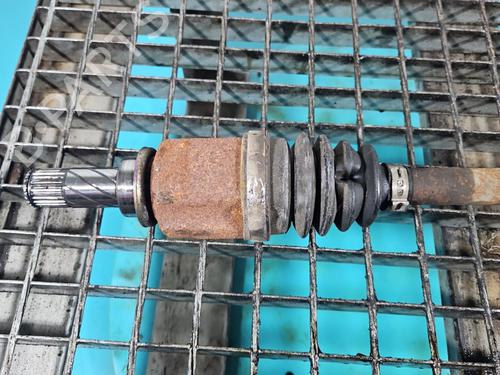 Left front driveshaft DACIA SANDERO II | BP37818023M38 - Image 2