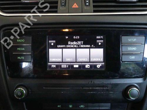 radio-skoda-octavia-iii-combi-5e5-5e6-2012-2013-2014-2015-2016-2017-2018-2019-2020-37884920 main image