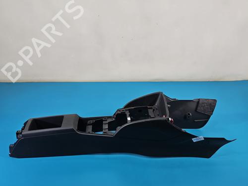 Used Armrest / Center console Armrest / Center console 37849610 37849610