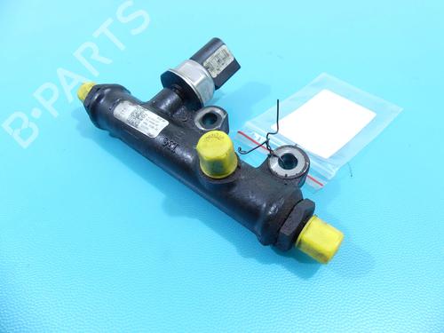 Used Injection rail Injection rail 37894480 37894480