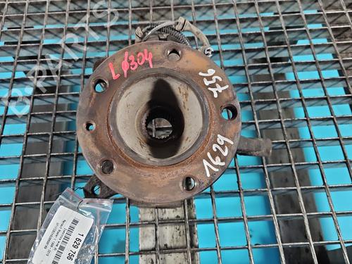 Used Left front steering knuckle Left front steering knuckle RENAULT MASTER II Van (FD) 2.5 dCi (FD02) (101 hp) 40258867 40258867