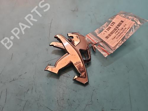 Used Grille Grille 37806593 37806593