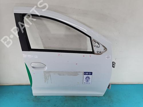 right-front-door-dacia-sandero-ii-2012-37818014 main image