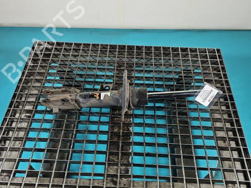 Used Right front shock absorber Right front shock absorber HYUNDAI i30 (GD) 1.4 (99 hp) 37821032 37821032