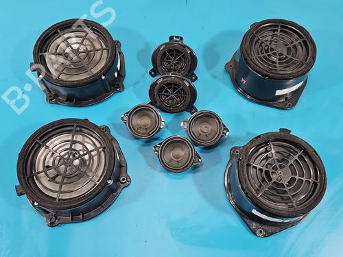 speaker-audi-q7-4lb-2006-2007-2008-2009-2010-2011-2012-2013-2014-2015-2016-37827311 main image