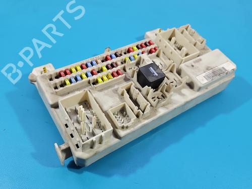Used Fuse box Fuse box 38500454 38500454