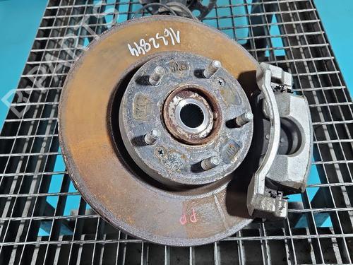 Used Right front steering knuckle Right front steering knuckle HYUNDAI ELANTRA VII Saloon (CN7) 1.6 (123 hp) 40262689 40262689
