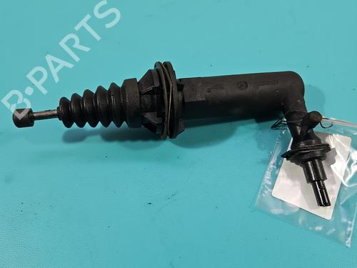Used Clutch slave cylinder Clutch slave cylinder 38121773 38121773