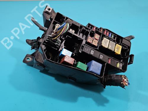 Used Fuse box Fuse box 38118715 38118715
