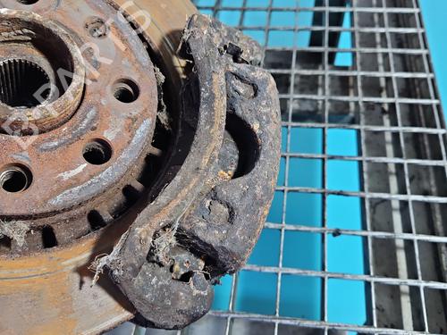 Used Right front brake caliper Right front brake caliper 37852050 37852050