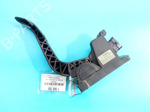pedal-mercedes-benz-vito-bus-w639-2003-37891179 main image