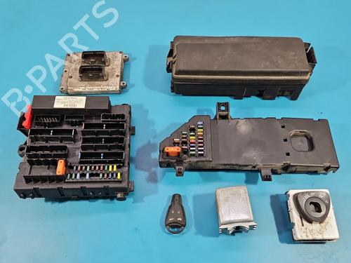 Used Engine control unit (ECU) Engine control unit (ECU) 39584825 39584825