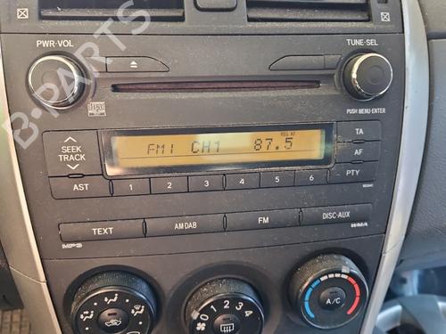 Used Radio Radio TOYOTA COROLLA Saloon (_E15_) 1.6 (ZRE151) (132 hp) 40529297 40529297
