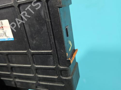Engine control unit (ECU) MITSUBISHI OUTLANDER I (CU_W) | BP37819831M57 - Image 4