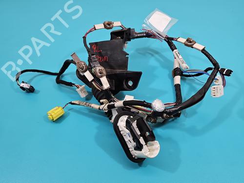 Used Wiring harness Wiring harness 37813682 37813682