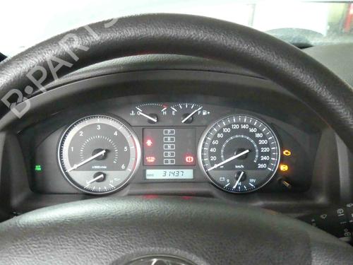 instrument-cluster-toyota-land-cruiser-200-_j2_-2007-37803159 main image