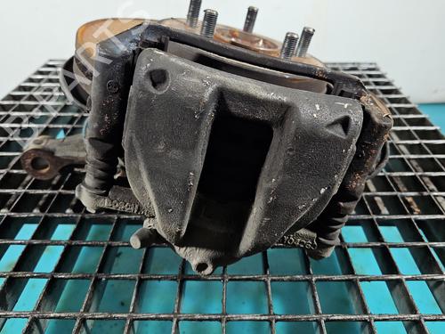 Used Left front brake caliper Left front brake caliper 37818629 37818629