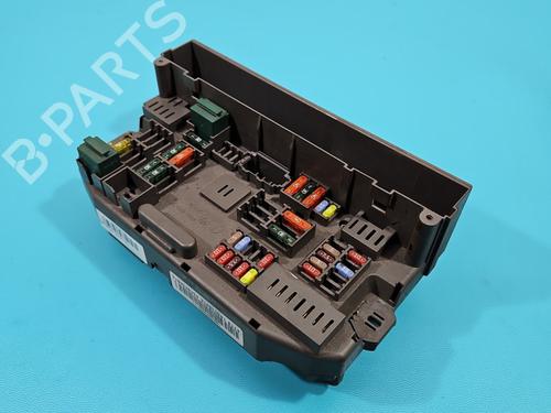 Used Fuse box Fuse box BMW X5 (E70) xDrive 35 i (306 hp) 37810670 37810670