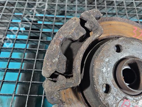 Used Right front brake caliper Right front brake caliper 38139567 38139567