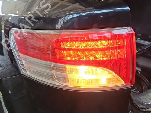 Used Left taillight Left taillight TOYOTA AVENSIS Saloon (_T27_) 2.0 D-4D (ADT270_, ADT270R) (126 hp) 40127243 40127243