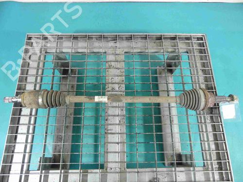 left-rear-driveshaft-dacia-duster-hs_-2010-2011-2012-2013-2014-2015-2016-2017-2018-37878323 main image