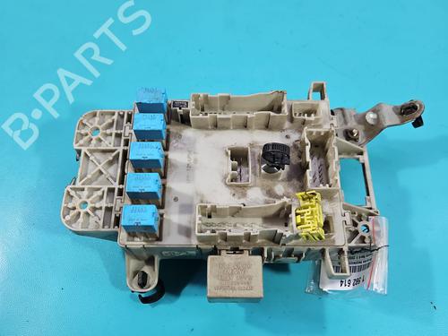 Fuse box TOYOTA RAV 4 II (_A2_) 2.0 D 4WD (CLA20_, CLA21_, CLA20R, CLA21R) | BP37851853E1 - Image 4