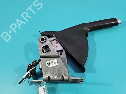 hand-brake-fiat-tipo-saloon-356_-357_-2015-37858965 main image
