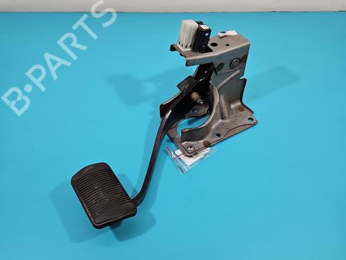 Used Pedal Pedal 38116406 38116406
