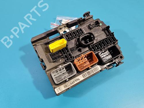 Used Electronic module Electronic module PEUGEOT 207 (WA_, WC_) 1.4 16V (95 hp) 39978963 39978963