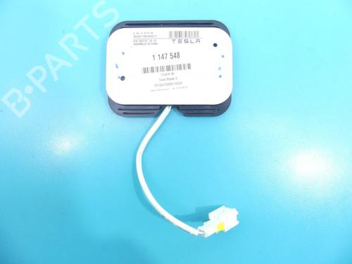 elektronisk-sensor-tesla-model-s-5yjs-2012-37879938 main image