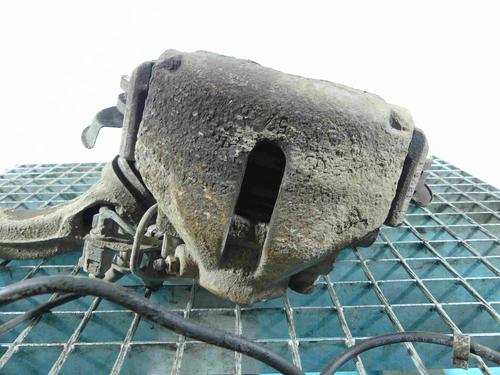 right-front-brake-caliper-vw-passat-b55-3b3-2000-2001-2002-2003-2004-2005-37809047 main image