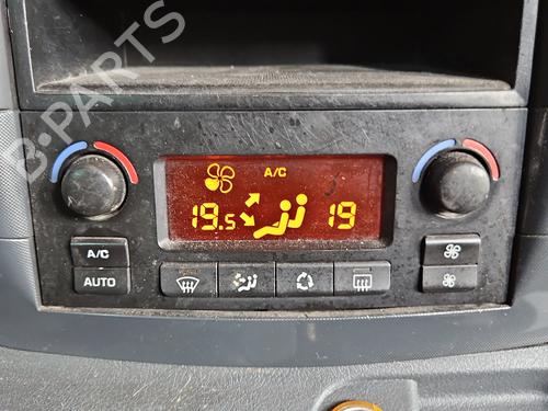 Used Climate control Climate control 38136236 38136236