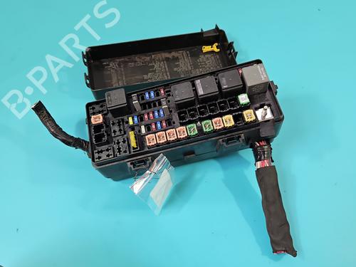 Fuse box LANCIA THEMA (LX_) 3.0 D (48, LX) | BP38133796E1 - Image 4