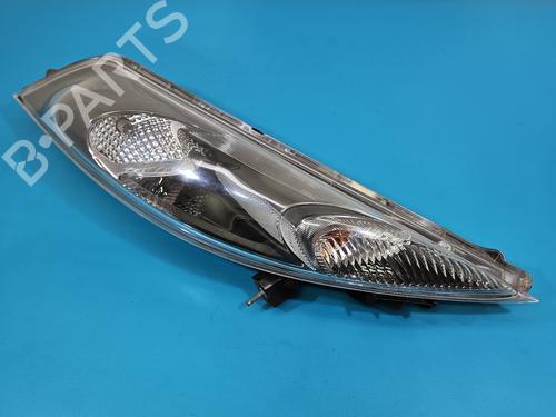right-headlight-nissan-juke-f15-2010-2011-2012-2013-2014-2015-2016-2017-2018-2019-37840768 main image