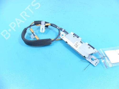 Used Antenna/Base Antenna/Base 38154946 38154946