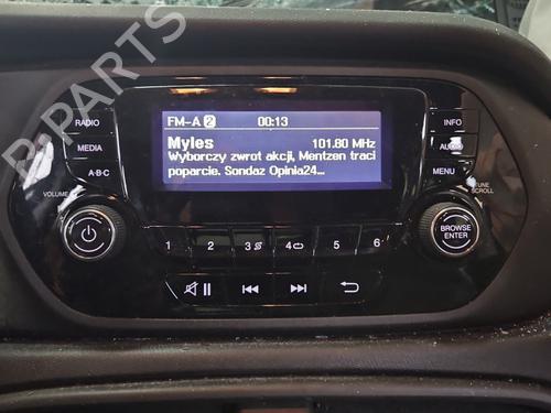 radio-fiat-tipo-saloon-356_-357_-2015-37815832 main image