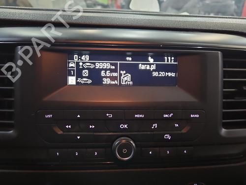 display-monitor-toyota-proace-van-mdz_-2016-38121564 main image