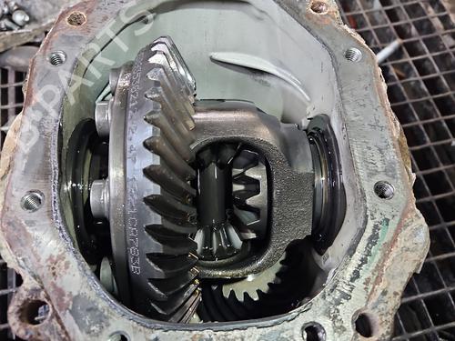 Used Rear differential Rear differential 38061625 38061625