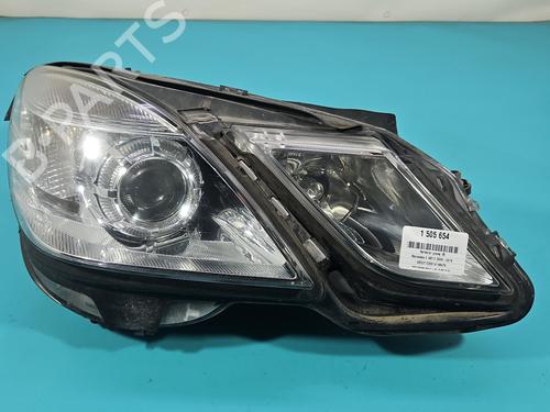 right-headlight-mercedes-benz-e-class-w212-2009-2010-2011-2012-2013-2014-2015-2016-37820193 main image
