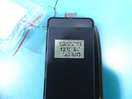 Switch MAZDA TRIBUTE (EP) 2.0 4WD (EPEW) | BP37808824I30 - Image 4
