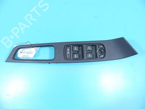 switch-volvo-v60-i-155-2010-2011-2012-2013-2014-2015-2016-2017-2018-37887884 main image
