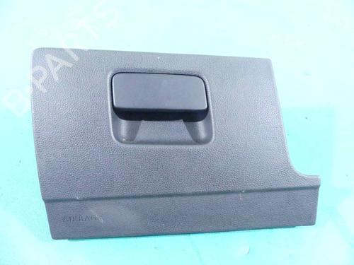 cupobject-holder-vw-cc-b7-358-2011-2012-2013-2014-2015-2016-2017-37804059 main image